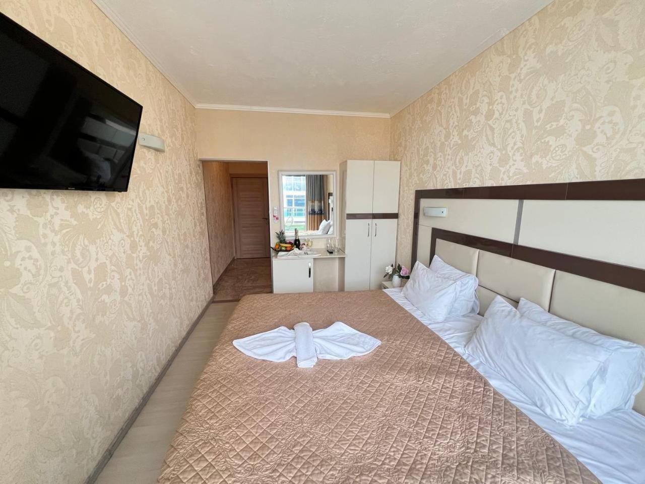 Family Hotel Gallery Sunny Beach Ngoại thất bức ảnh