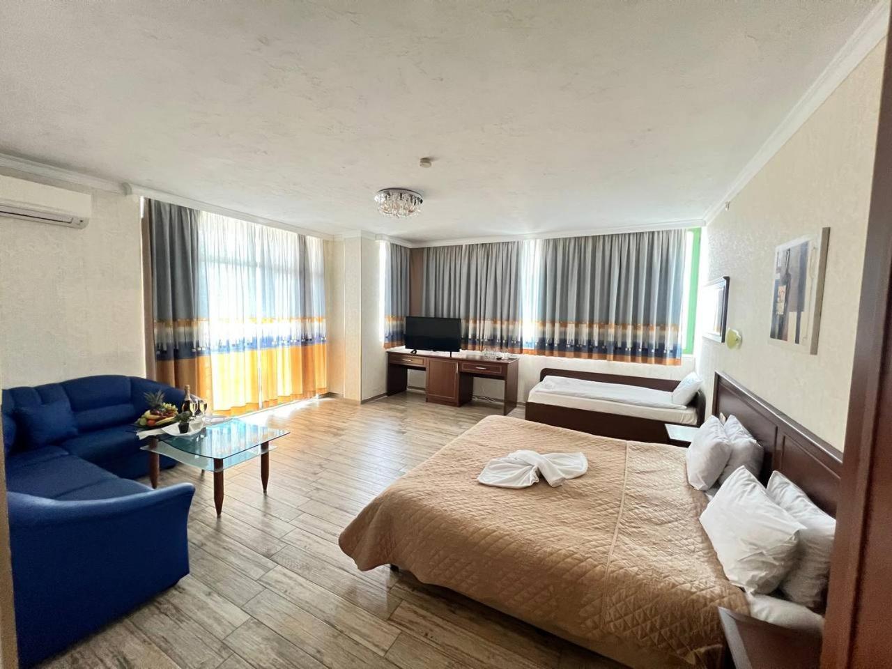 Family Hotel Gallery Sunny Beach Ngoại thất bức ảnh