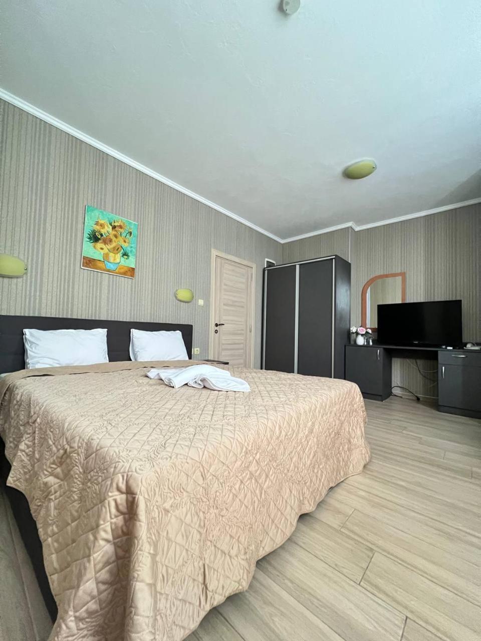 Family Hotel Gallery Sunny Beach Ngoại thất bức ảnh